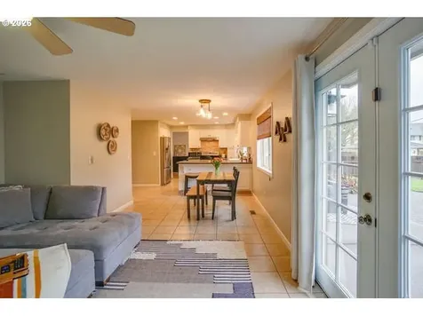 2521 NE 145th Circle Vancouver WA 98686