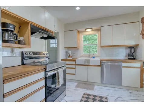 2611 SE 153rd Avenue Portland OR 97236
