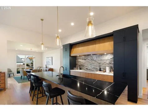 3467 Quail Meadow Way Eugene OR 97408