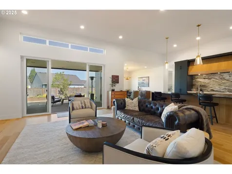 3467 Quail Meadow Way Eugene OR 97408