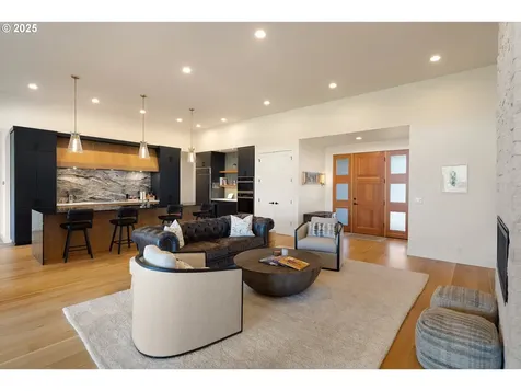 3467 Quail Meadow Way Eugene OR 97408