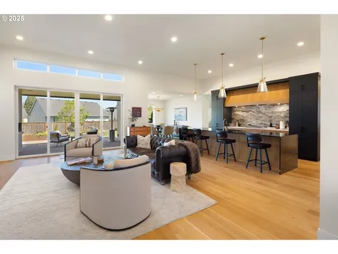 3467 Quail Meadow Way Eugene OR 97408