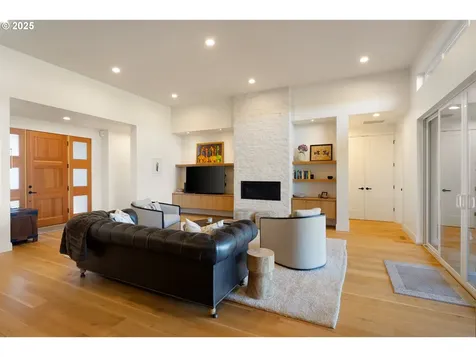3467 Quail Meadow Way Eugene OR 97408