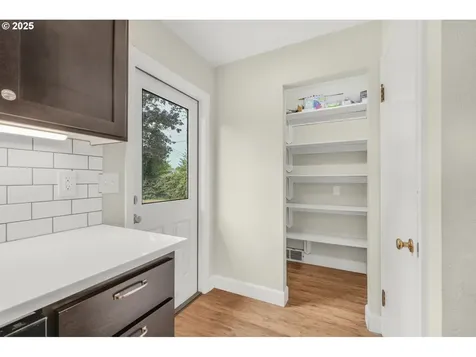 231 NE 10th Avenue Canby OR 97013