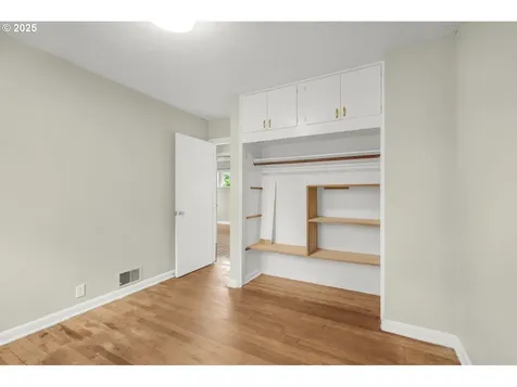 231 NE 10th Avenue Canby OR 97013