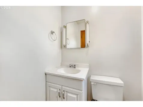 6615 SW Canyon Drive Portland OR 97225