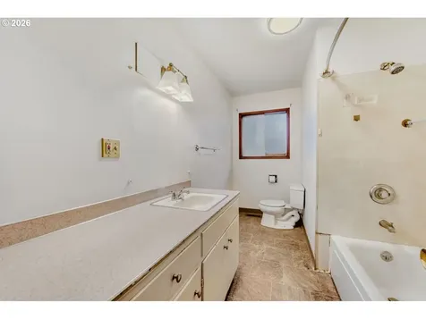 6615 SW Canyon Drive Portland OR 97225