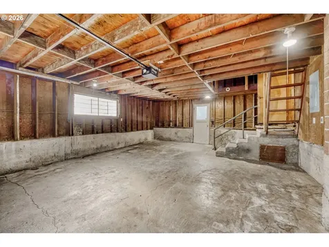 6615 SW Canyon Drive Portland OR 97225