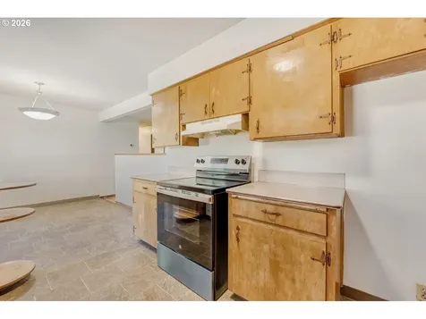 6615 SW Canyon Drive Portland OR 97225