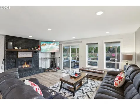 4116 Rosewood Street Longview WA 98632