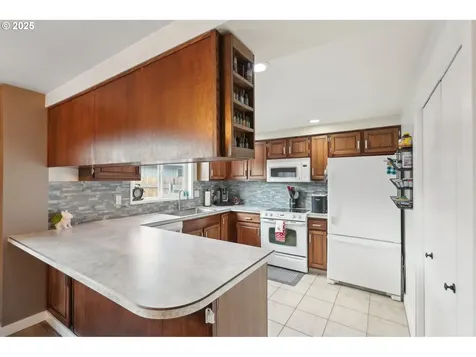4116 Rosewood Street Longview WA 98632