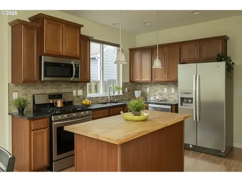 7921 SE 45th Avenue Portland OR 97206