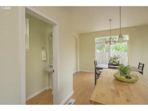7921 SE 45th Avenue Portland OR 97206