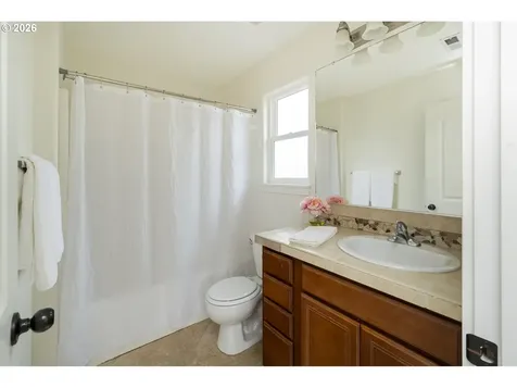 7921 SE 45th Avenue Portland OR 97206