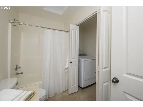 7921 SE 45th Avenue Portland OR 97206