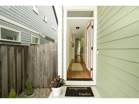 7921 SE 45th Avenue Portland OR 97206