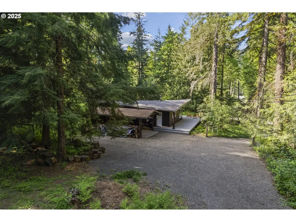 20939 E Country Club Road Brightwood OR 97011