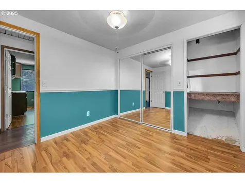 7650 Old Pacific Highway N Castle Rock WA 98611
