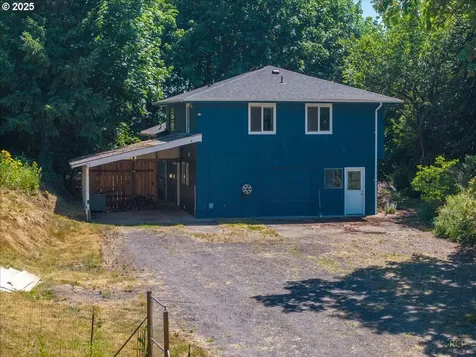 7650 Old Pacific Highway N Castle Rock WA 98611