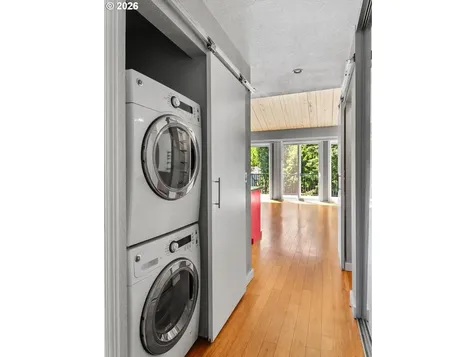 4 Touchstone Lake Oswego OR 97035