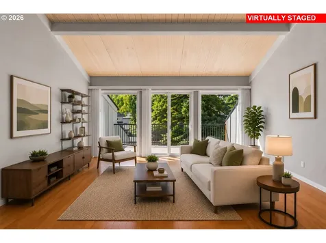 4 Touchstone Lake Oswego OR 97035