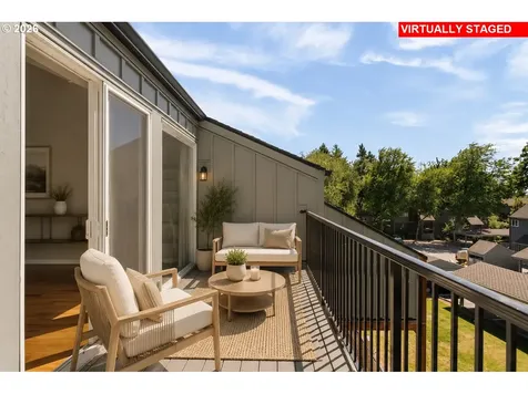 4 Touchstone Lake Oswego OR 97035