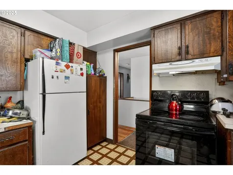 4715 SE 94th Avenue Portland OR 97266