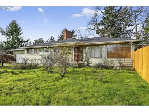 4715 SE 94th Avenue Portland OR 97266