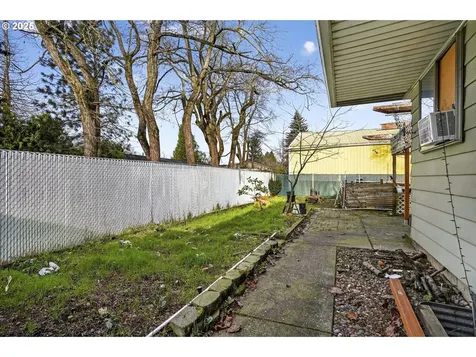 4715 SE 94th Avenue Portland OR 97266