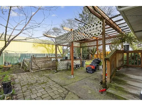 4715 SE 94th Avenue Portland OR 97266
