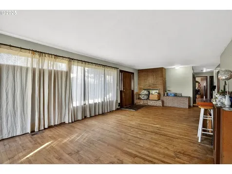 4715 SE 94th Avenue Portland OR 97266