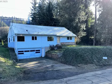 10055 Fairview Road Tillamook OR 97141