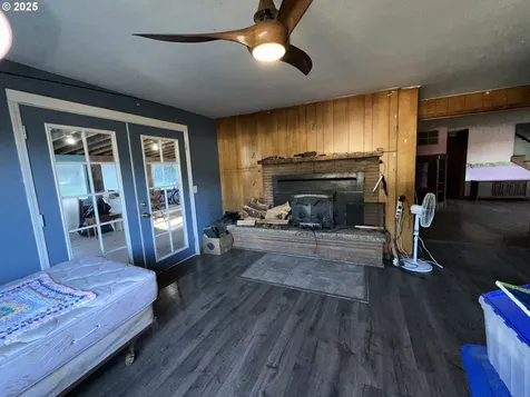 10055 Fairview Road Tillamook OR 97141
