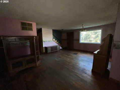 10055 Fairview Road Tillamook OR 97141