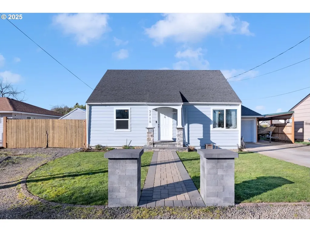 3715 Monroe Avenue NE Salem OR 97301