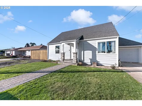 3715 Monroe Avenue NE Salem OR 97301