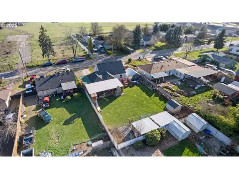 3715 Monroe Avenue NE Salem OR 97301