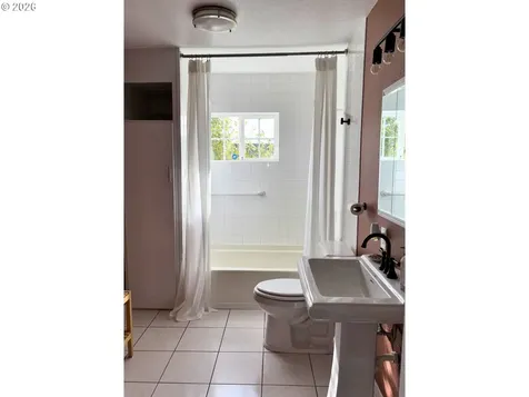 1011 Ingersoll Street Coos Bay OR 97420