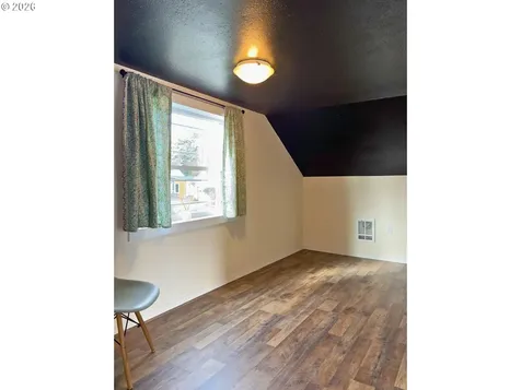 1011 Ingersoll Street Coos Bay OR 97420