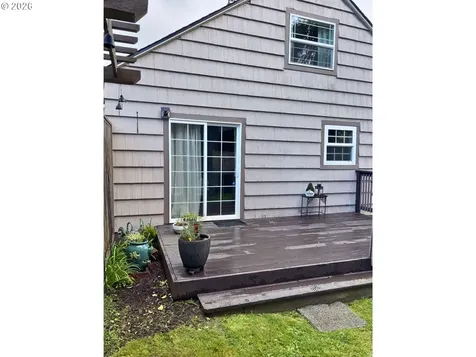 1011 Ingersoll Street Coos Bay OR 97420