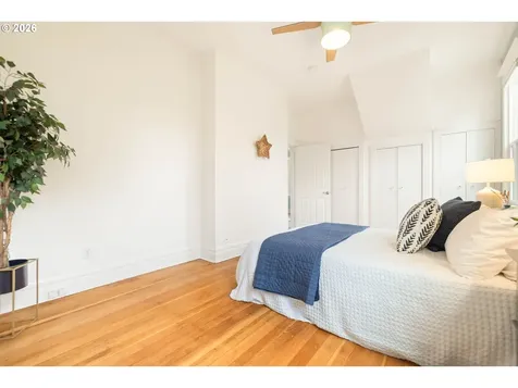 4310 SE 52nd Avenue Portland OR 97206