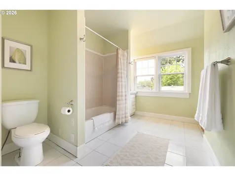 4310 SE 52nd Avenue Portland OR 97206