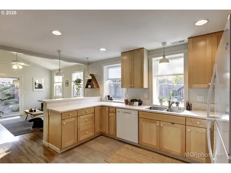 4310 SE 52nd Avenue Portland OR 97206