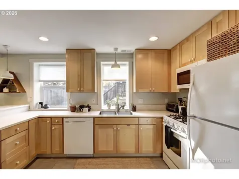 4310 SE 52nd Avenue Portland OR 97206
