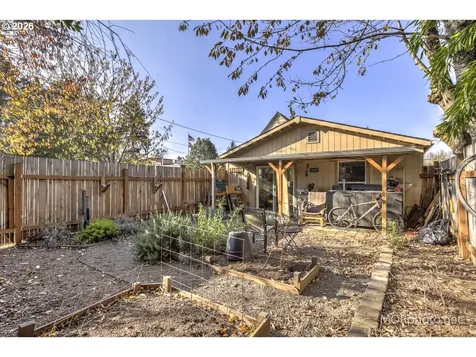 4310 SE 52nd Avenue Portland OR 97206