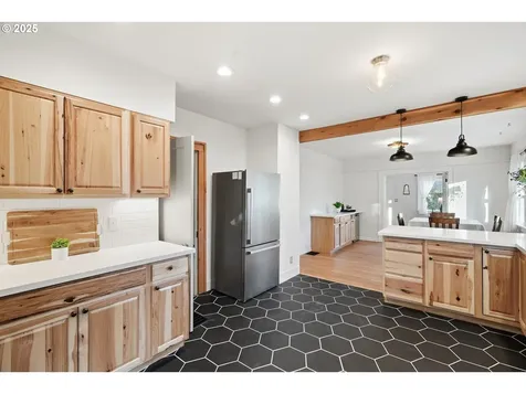 4811 SE 60th Avenue Portland OR 97206
