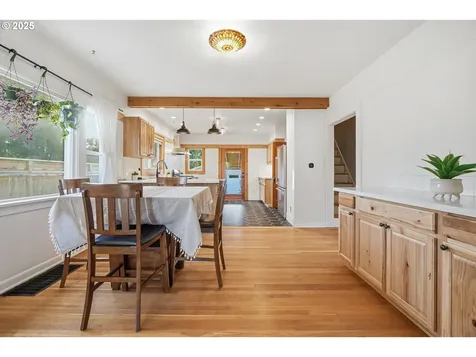 4811 SE 60th Avenue Portland OR 97206