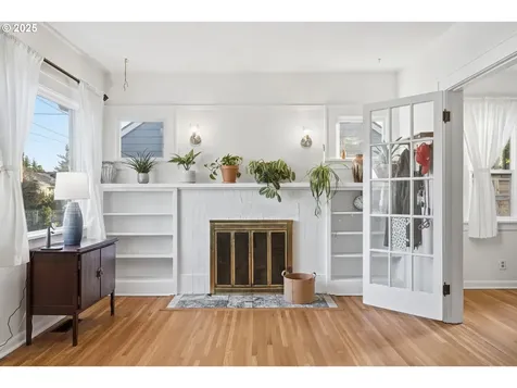 4811 SE 60th Avenue Portland OR 97206