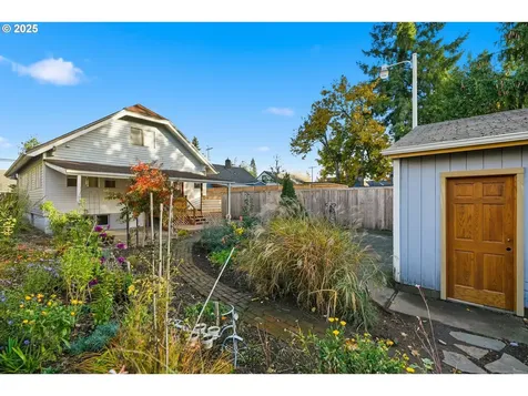 4811 SE 60th Avenue Portland OR 97206