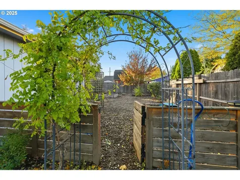 4811 SE 60th Avenue Portland OR 97206